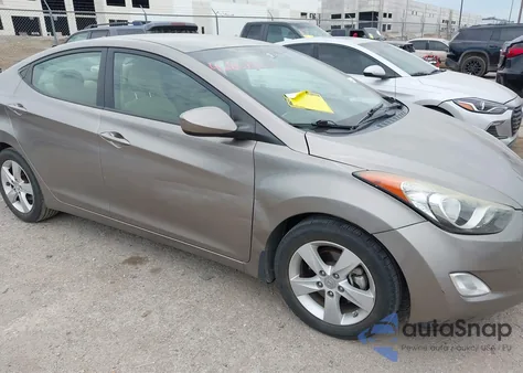 2013 Hyundai Elantra Gls из США, поврежденный, VIN 5NPDH4AE9DH186139